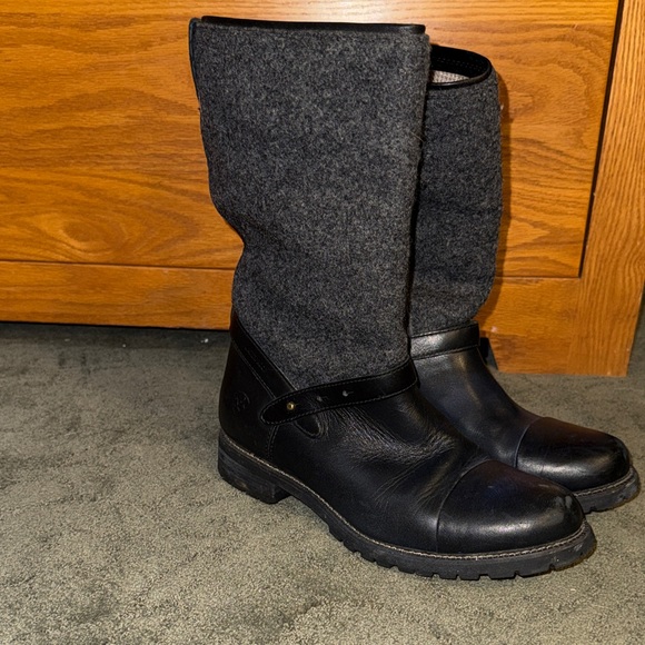 Ariat Shoes - Ariat black leather grey wool boots size 8